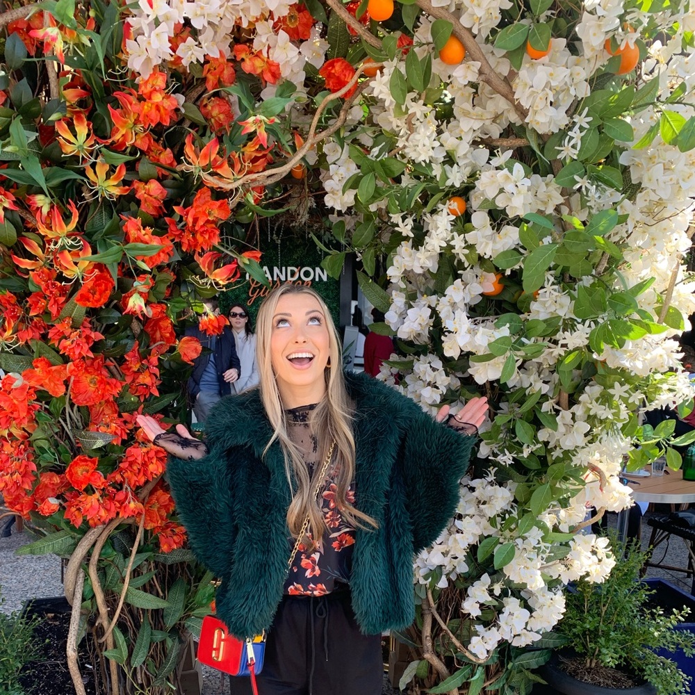 Meet your Posher, Kim